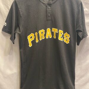 Officially Licensed Majestic MLB Pittsburgh Pirates T-Shirt